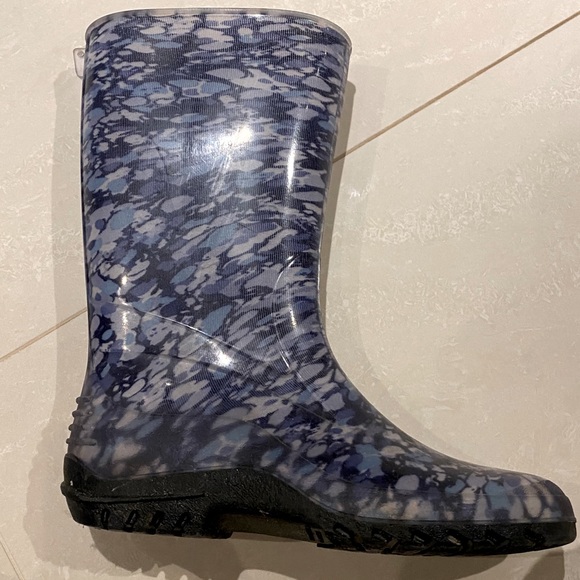 Rain boots - Picture 2 of 2